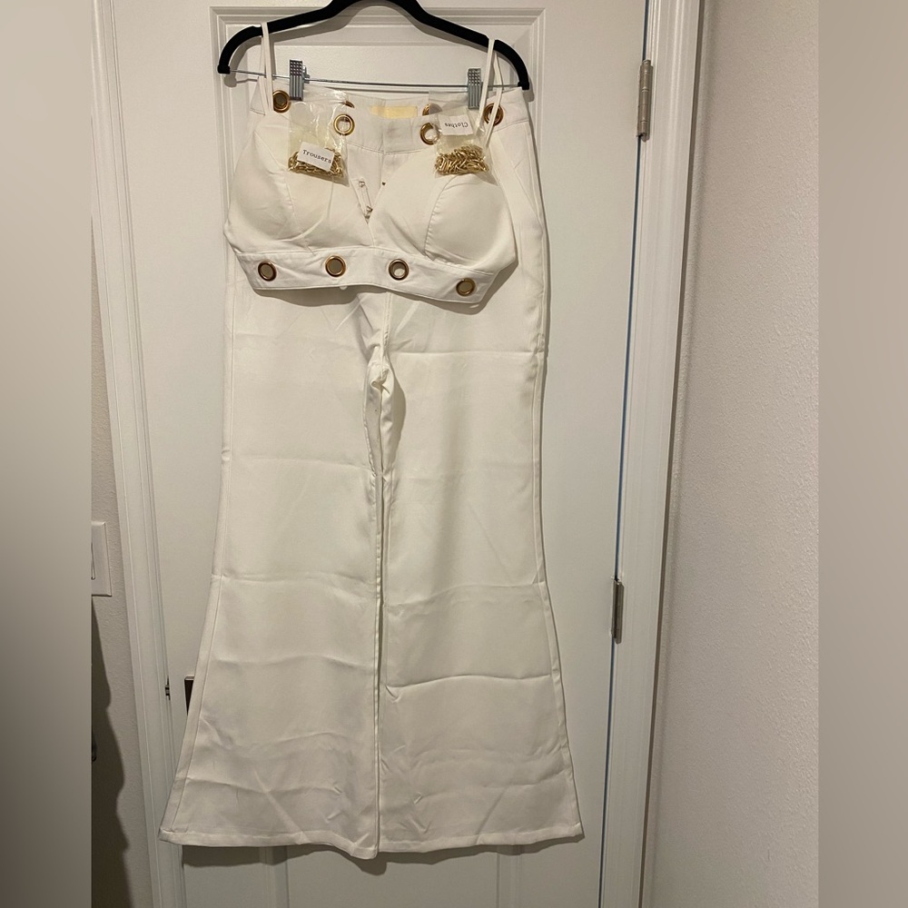 White 2 piece set